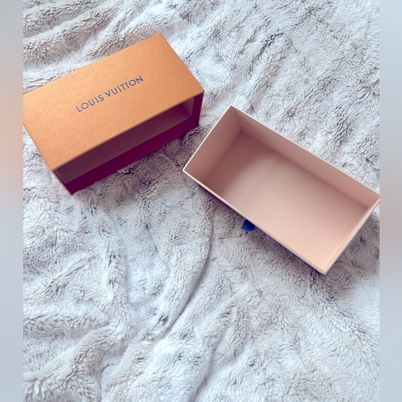 Louis Vuitton Sunglasses BOX ONLY - Picture 2 of 2